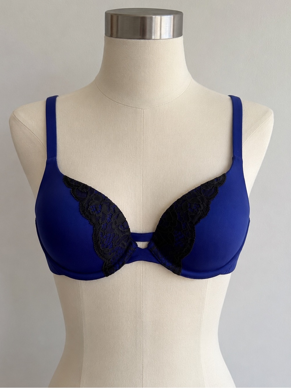 La Senza Blue & Black Lace Underwire Bra 32B Padded Plunge
